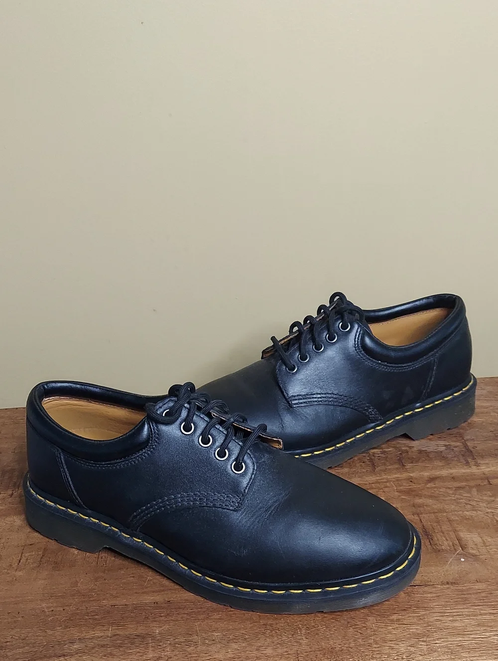 NWOT - Dr. Martens Black Leather 5-Eye Derby Shoes w/Yellow Stitching - Size 10